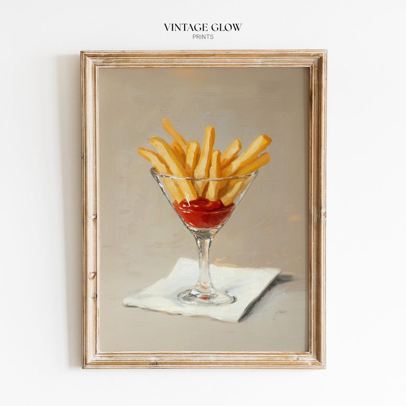 Impressão de Taça de Martini com Batatas Fritas | Arte de Parede Divertida para Bar de Coquetéis | Download Digital | #V152 imagem 1