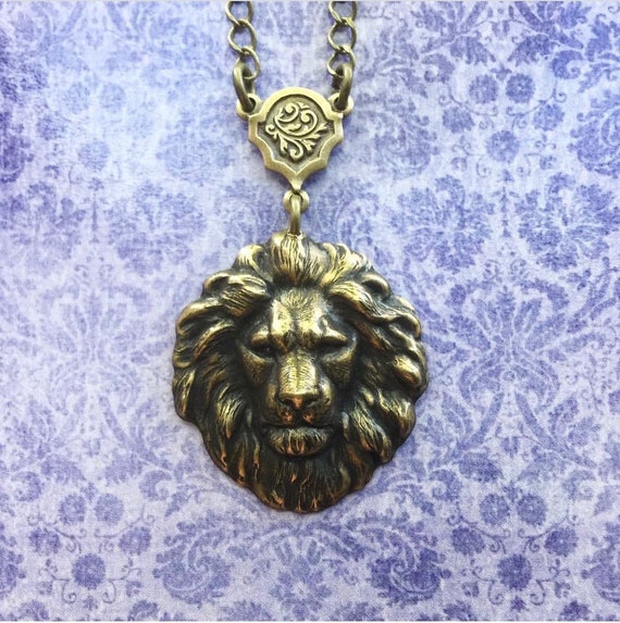 Lion Necklace Lion Jewelry Animal Jewelry Lion Pendant Etsy