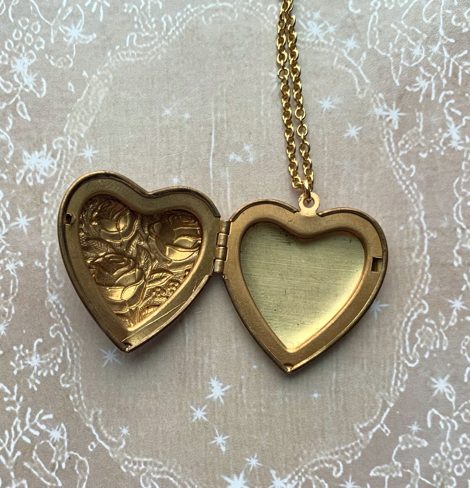 Hand Painted Vintage Locket Heart Locket Locket Necklace Etsy