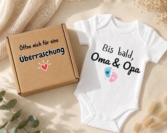 Babybody „Bis bald, Oma & Opa“ – Schwangerschaftsverkündung in Geschenkbox