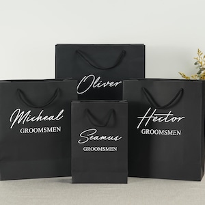 Personalized Groomsmen Gift Bag, Groomsmen Gifts, Custom Best Man Gift Bag, Birthday Gift Bag, Wedding Party Gift Bags, Wedding Favors