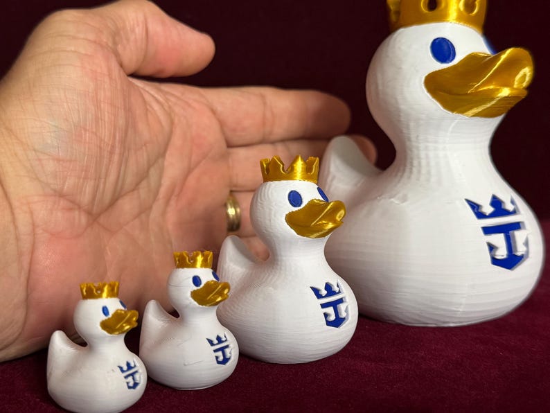 3D Printed Royal Caribbean Cruise Duck: Collectible Cruising Gift image 3