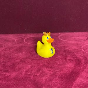 3D Printed Yellow Royal Caribbean Cruise Duck: Collectible Cruising Gift image 18