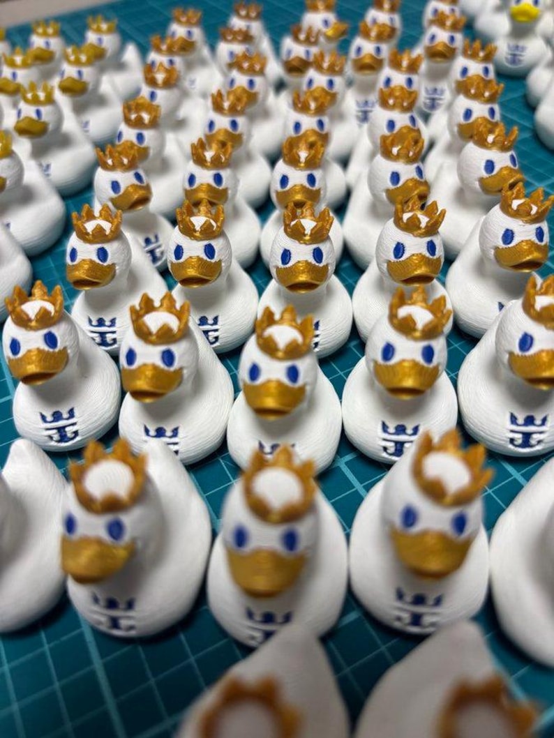 3D Printed Royal Caribbean Cruise Duck: Collectible Cruising Gift image 16