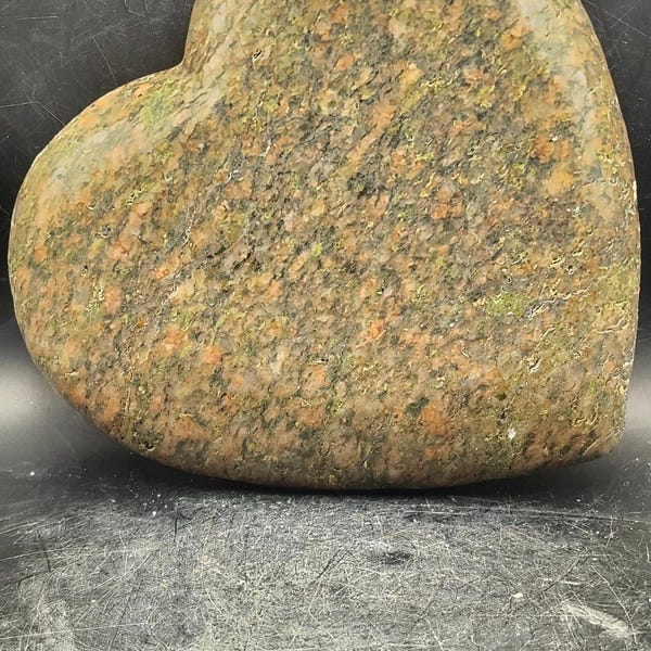 Unakite heart! 1.10 pounds, 5 inches tall, 5 inches wide