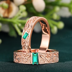 Vintage Baguette Emerald Couple Ring Set Nature Inspired Leaf Couple Wedding Band Emerald Men&#39;s Wedding Band Emerald Ring for Men and Women