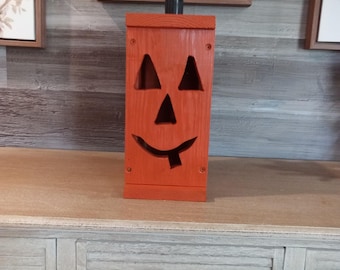 Jack-o'-lantern Handmade Wood Pine Halloween Decor