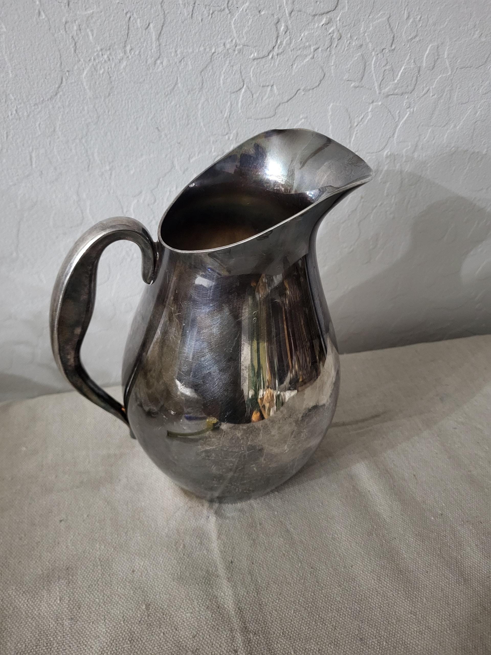 Reed & Barton Silver-plated Water Pitcher - Model 5490 7HP - Etsy