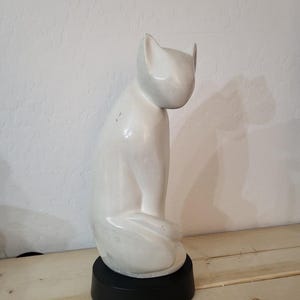 L. Ching Weiße Keramik Katzen Statue 1960er Jahre