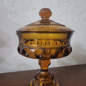 Vintage Amber Glass Pedestal Candy Dish with Lid – Moon & Stars Pattern