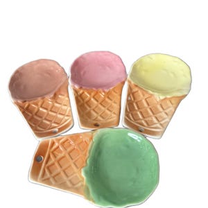 Set of 4 Ceramic Ice Cream Cone Wall Pockets – Pastel Colors by Barbapapa Studios