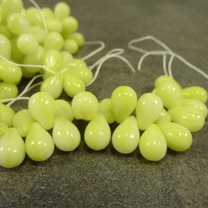25pc Light Lime/White Blend Teardrop Beads, Czech Pressed Glass, 9x6mm, Side Drilled Briolette