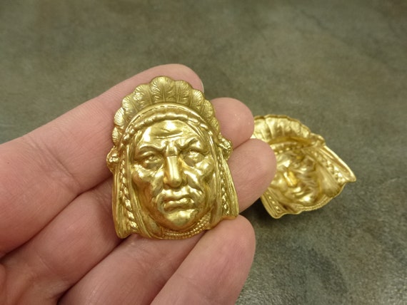 2pc Vintage Native American Headdress Stamping Raw Brass 1980/'s NO HOLES 40mm NOS