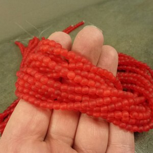 100 Czech Frosted Sea Glass Round Beads – 4mm, Siam Red, Matte Finish, Made In Czech Republic