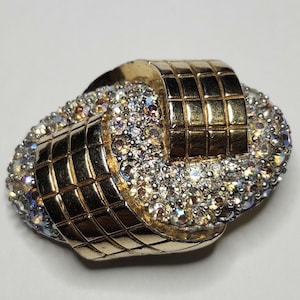 Jomaz, rare, vintage, gold tone, divine knot pin with rhinestones