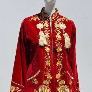 Vintage 60&#39;s embroidered red velvet Chinese jacket floral embroidery with tassels size M
