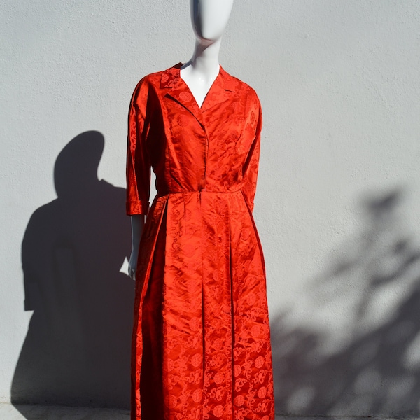 Vestido cantones rojo de china hecho en Hong Kong marca Dynasty talla 10 vintage de los 60's clásico elegante