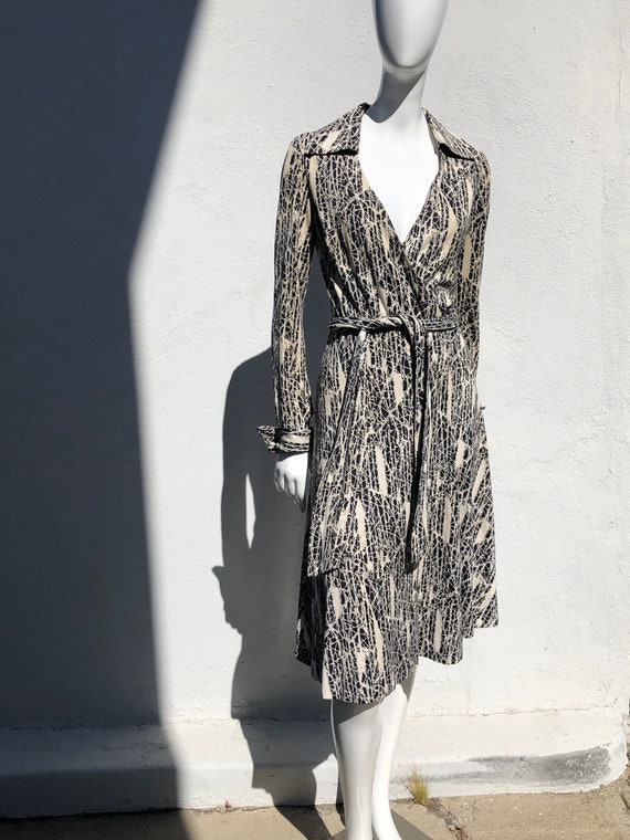 Vintage 70’s DVF Diane Von Furstenberg wrap around