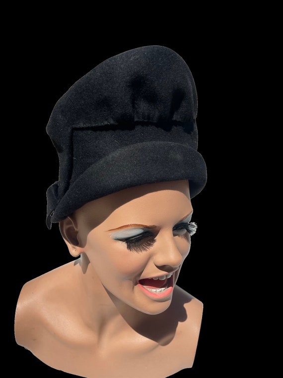 Vintage 40’s felt black structured hat WWII rocka… - image 5