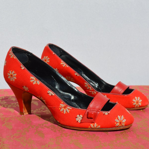 capezio greek sandals