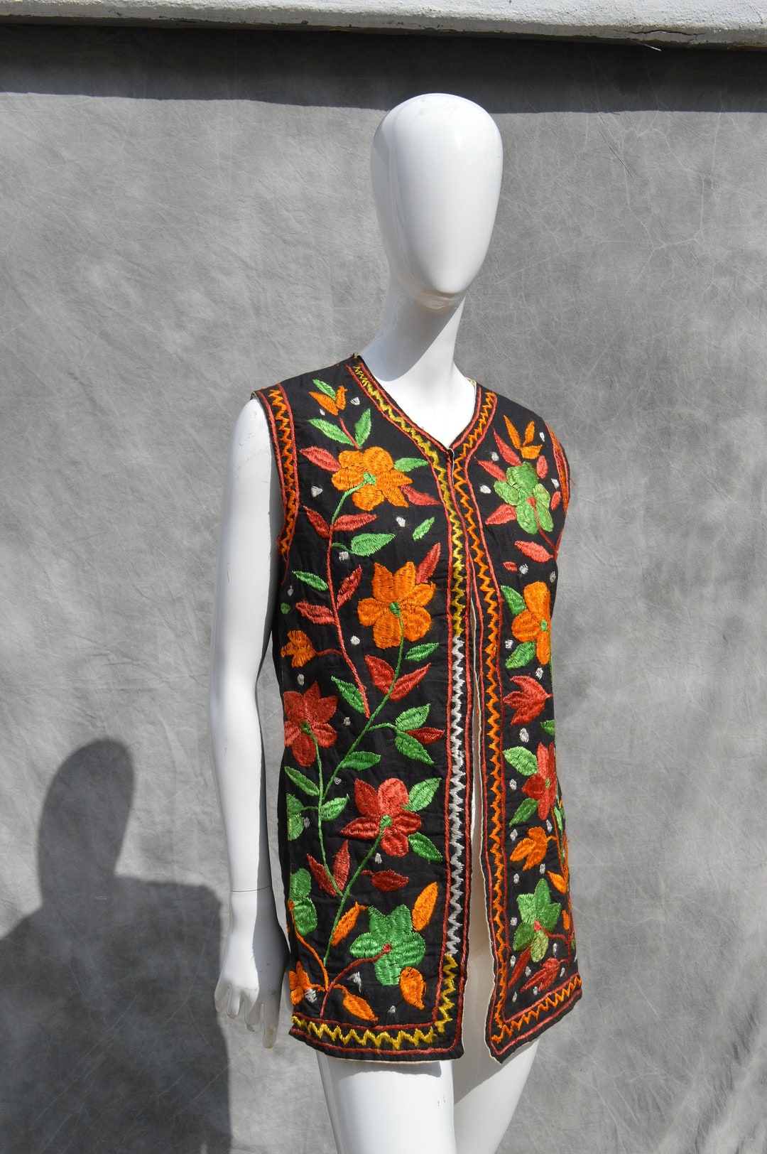 Vintage 60's 70's HIPPIE Vest Woman's Size M Hand - Etsy