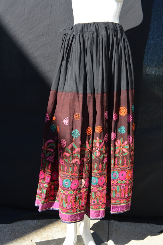 Vintage 70's hippie skirt Ethnic Embroidered Mirr… - image 8