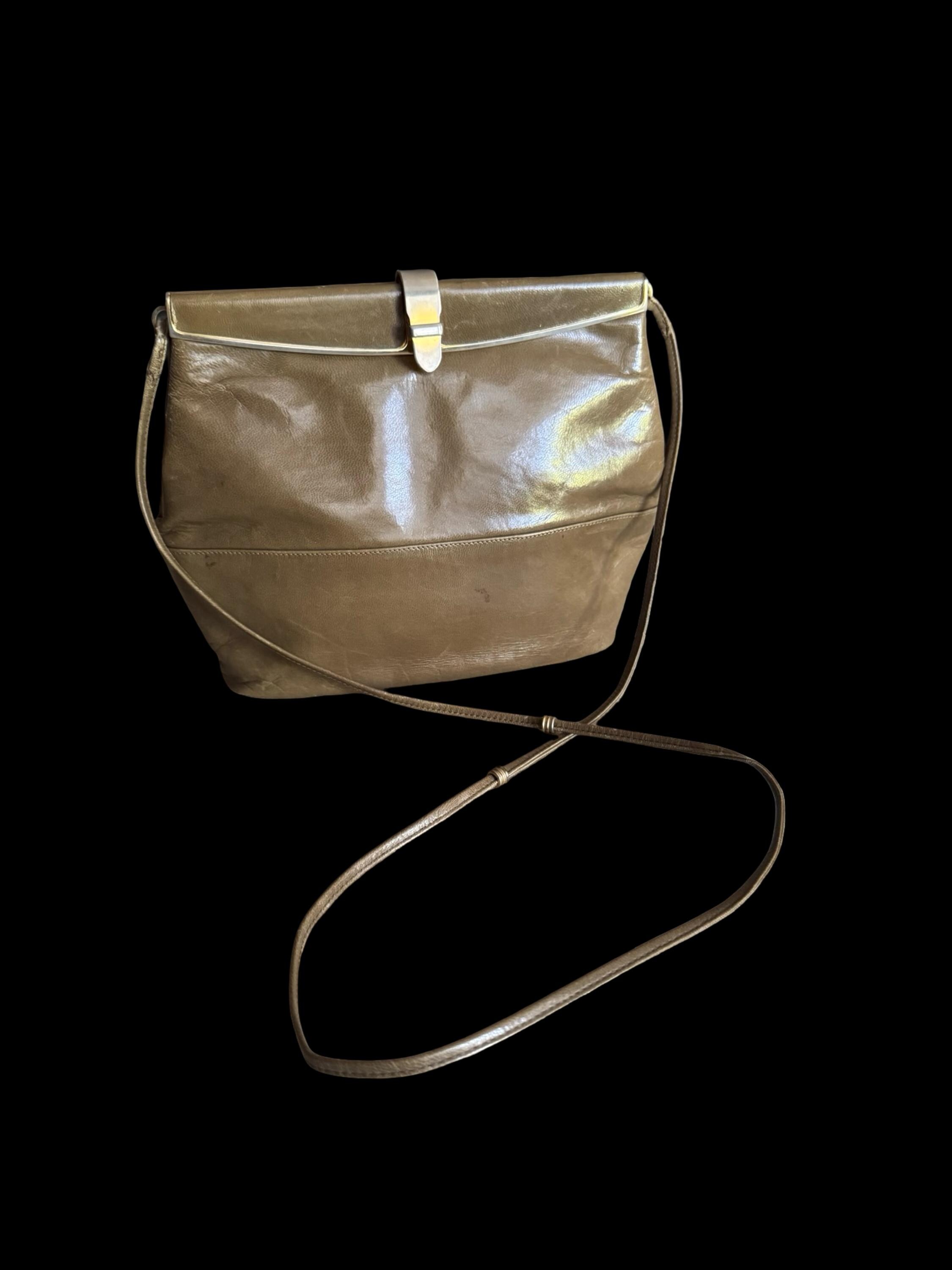40’s French vintage handbag Vintage French Silk Purse with Ornate Frame. For Sale at