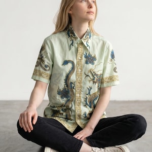 vintage jaren 70 DRAGON groen shirt JAVA batik Singapore Hawaiiaanse stijl shirt maat S/M uniseks