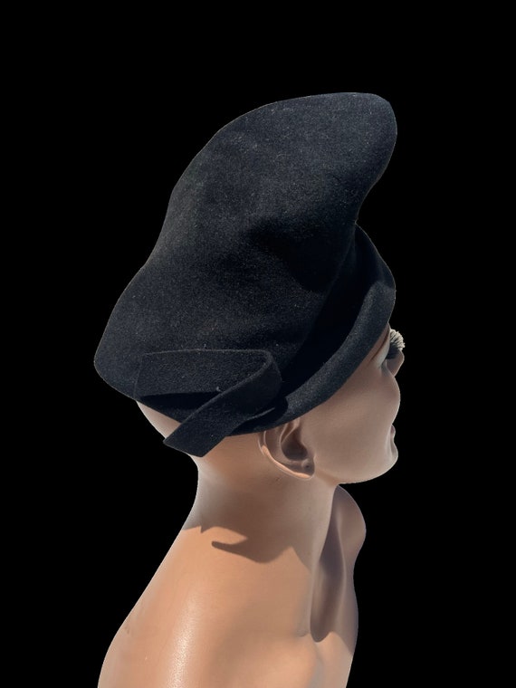 Vintage 40’s felt black structured hat WWII rocka… - image 6