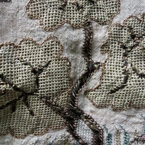 Vintage Art Deco embroidered scarf gold thread beach landscape 20s lien summer image 6