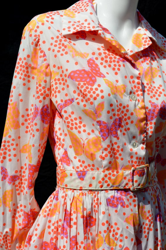 Vintage 70's butterfly novelty print shirtdress d… - image 8