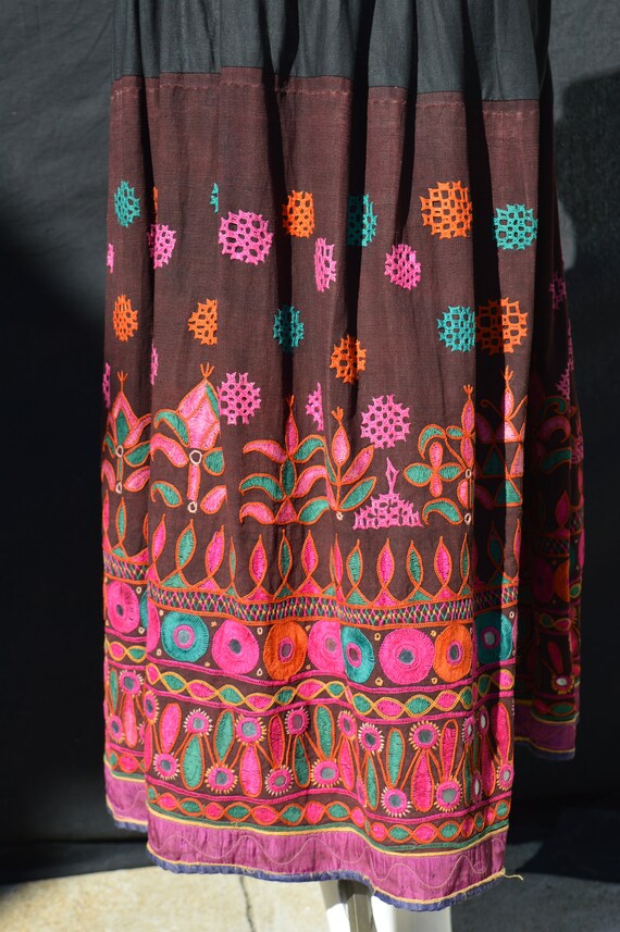 Vintage 70's hippie skirt Ethnic Embroidered Mirr… - image 5