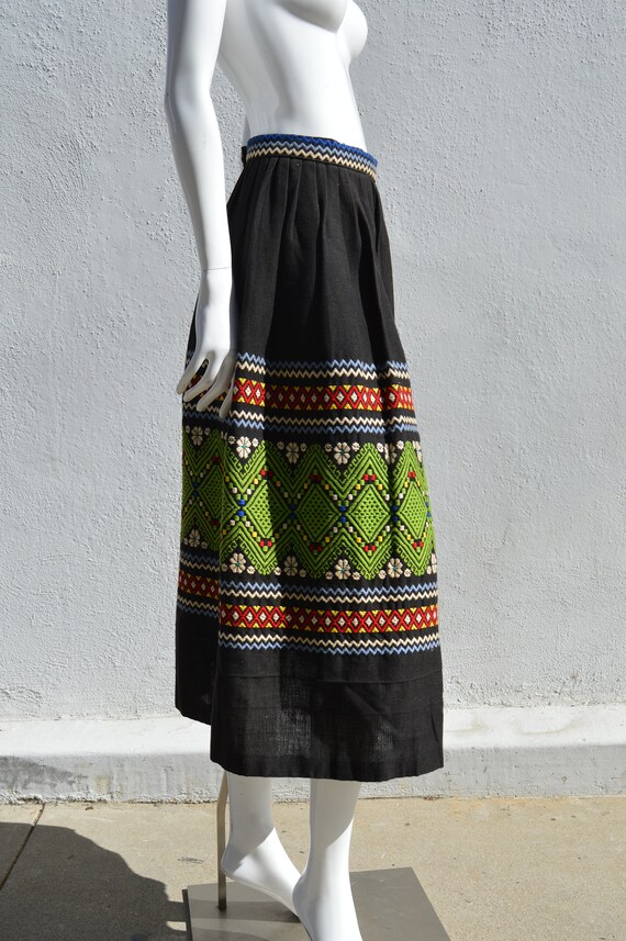 Vintage Mid Century Mexican skirt MAYA Aztec text… - image 6