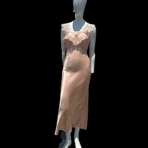 Abito sottoveste in raso vintage anni '40 con taglio in sbieco, camicia da notte, lingerie, rosa salmone, shinny, sexy, in pizzo, taglia da S a M, MENTA