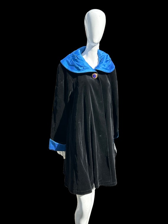 Vintage 80s rayon blend velvet coat by AVEDON  wi… - image 6
