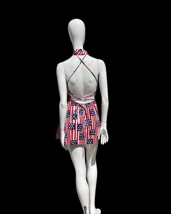 Vintage 70s Bicentennial novelty print pool dress… - image 2