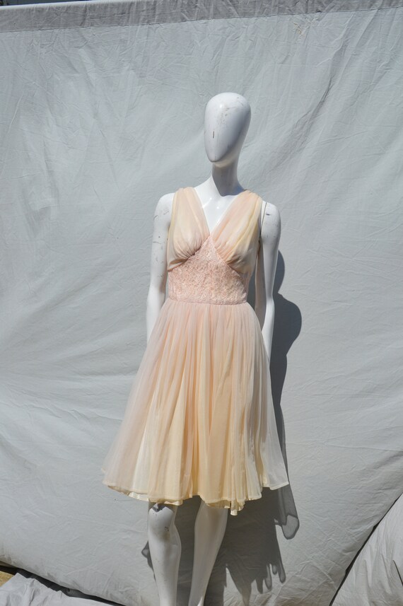 Vintage 50's nightgown lingerie new look nude dan… - image 4