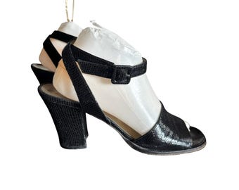 Vintage YSL block heel ankle strap snake skin shoes hells pumps size 9 M evening shoes