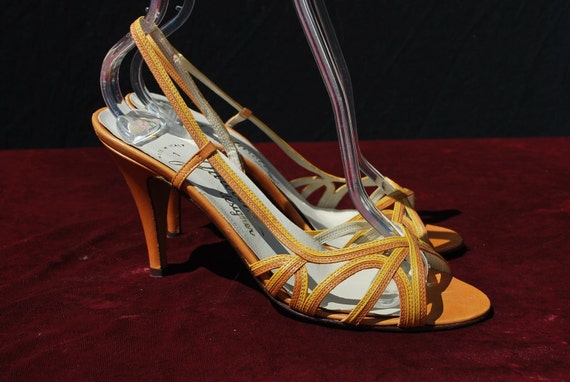 vintage slingback shoes