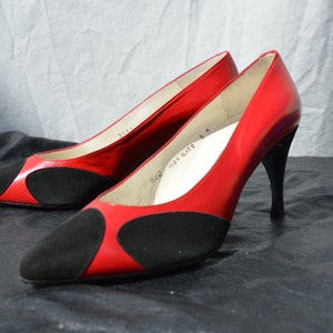 Vintage 80er Jahre VAN ELI Leder Punkte Pumps Schuhe new old stock nie benutzt Gr. 8 M von thekaliman
