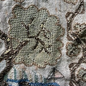 Vintage Art Deco embroidered scarf gold thread beach landscape 20s lien summer image 4