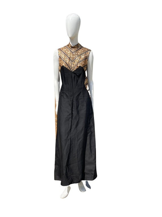 Vintage 60-70's maxi dress with matching CAPE bro… - image 2