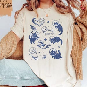 Cats in Space Comfort Colors® Shirt, Funny Cat Tshirt, Oversized Shirt, Aesthetic Graphic Retro Vintage T Shirt, Cat Lover Gift, Cat Tee