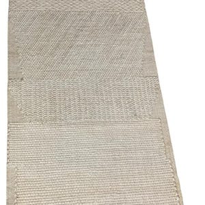 Handwoven Jute & Cotton Dhurrie Rug: Natural Texture, Sustainable Style
