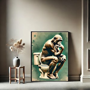 Puede incluir: Una pintura de acuarela de un chimpancé sentado en un inodoro, pensando. El chimpancé está representado en un estilo realista, con una expresión pensativa en su rostro. El fondo es una acuarela de color verde y azul.