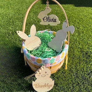 Personalisierter Ostern Korb Tag Moderner benutzerdefinierter Name Osterhase oder Küken hölzerner Anhänger
