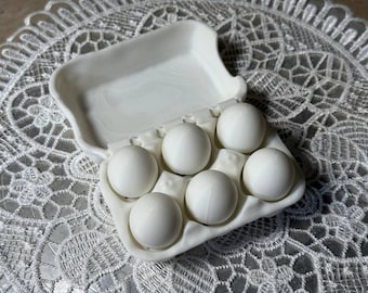 3D Printed Egg Carton Fidget Toy, Sensory Clicker, Stress Relief 03