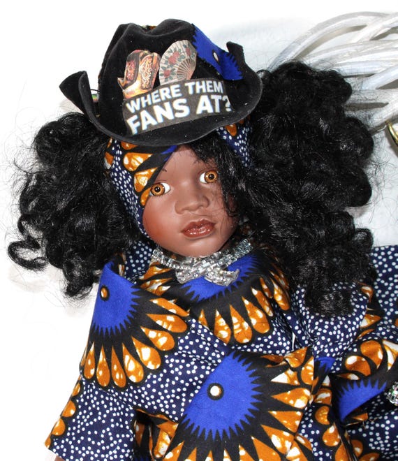 African American Porcelain Doll 18" WREATH...(Where Them Fans At?) #100