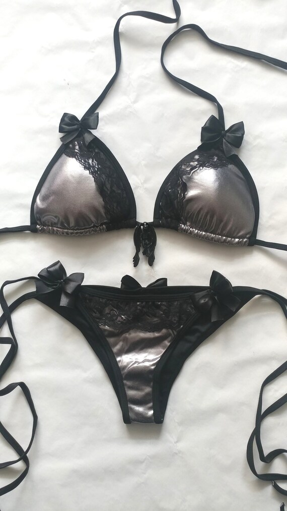 goth bikini
