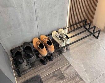 Zapatero moderno de metal negro de un nivel, organizador de entrada para zapatos y accesorios, regalo minimalista para inauguración de la casa.